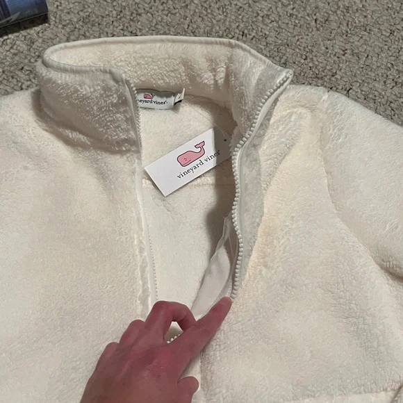 NWT Vineyard Vines Fuzzy Classic Half Zip - Picture 6 of 6